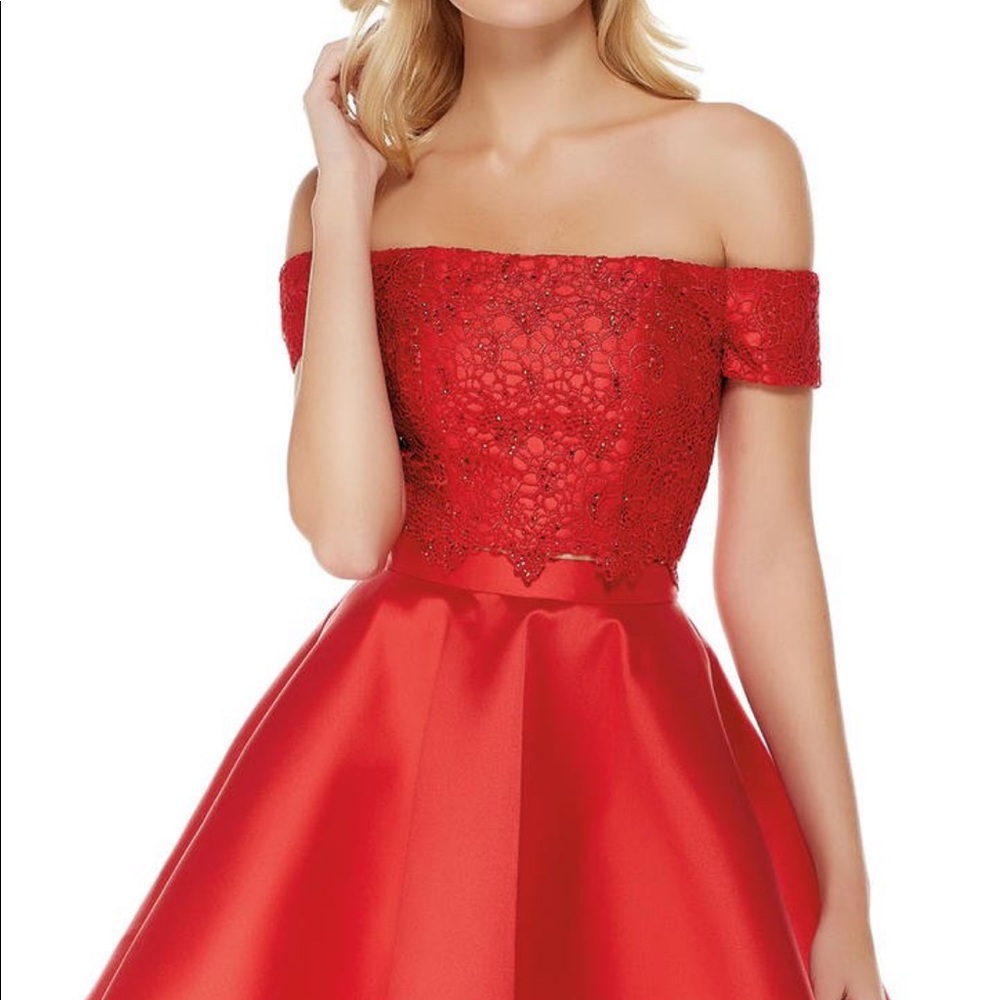 Alyce Paris hoco dress